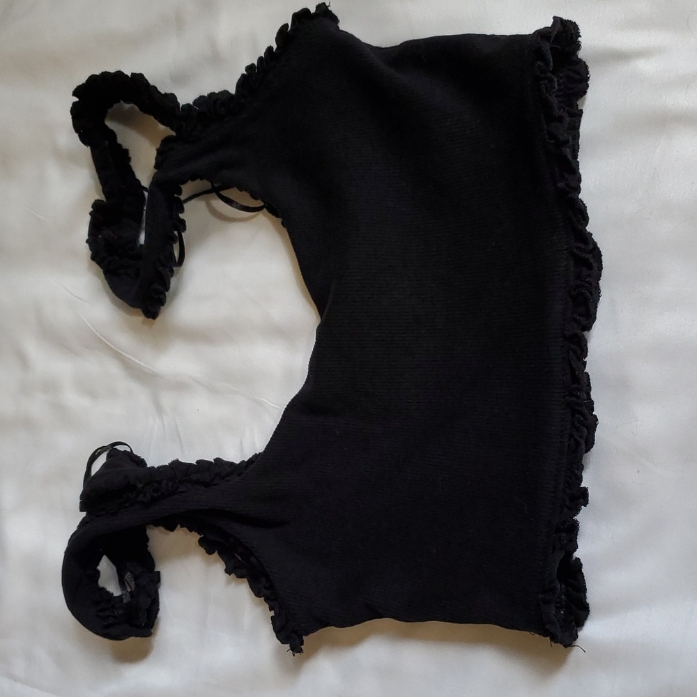 Zara Top Ruffle Edge Edge Crop Black Small
